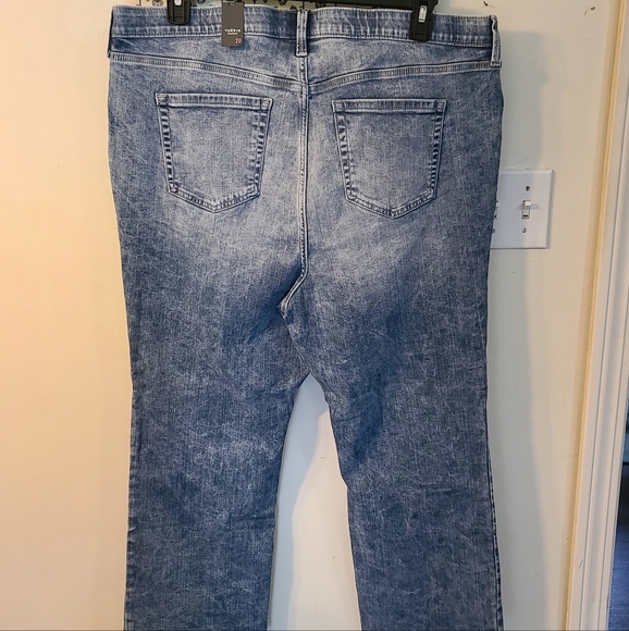 Sz 20 High Rise Torrid Kick Boot Capri - Picture 3 of 4